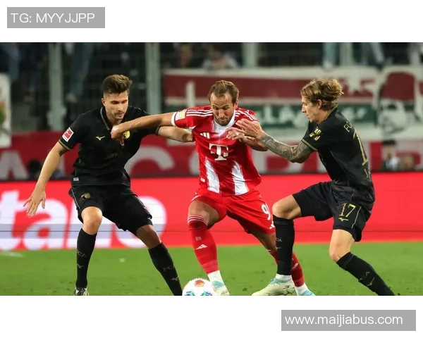 皇马与拜仁激战在即腾讯直播全程呈现精彩对决